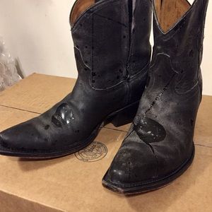 Johnny Ringo booties